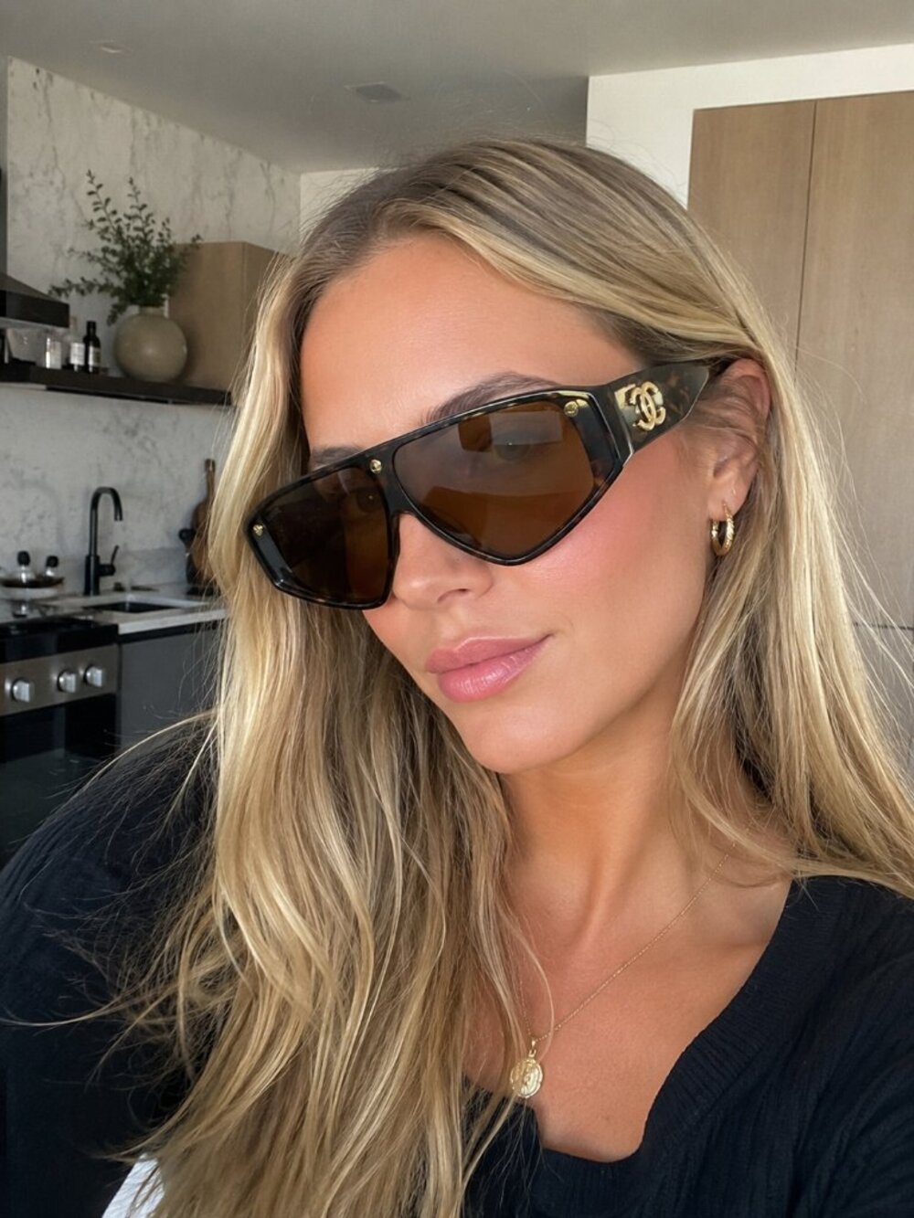 ✨AUTH✨ CHANEL Tortoise Shell Shield Sunglasses NIB